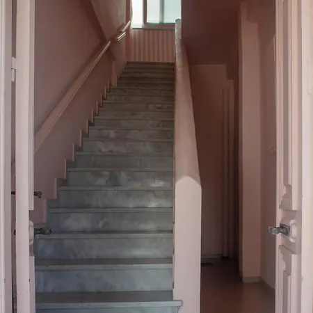 Nina's Apartment Lixouri